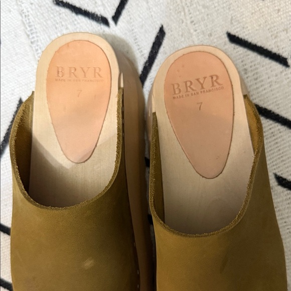 Bryr green Women's Clogs 37 - Picture 8 of 9